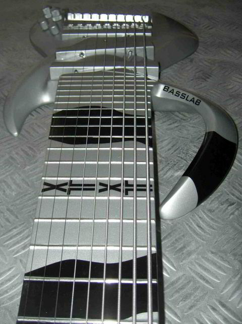 View from the head towards the bridge.
[hi-res = 1848x2474 213KB]