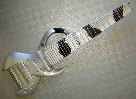 Overall view of the completed instrument.
[hi-res = 2400x1750 231KB]